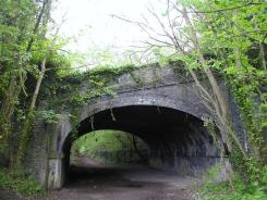 Tunnel under incline